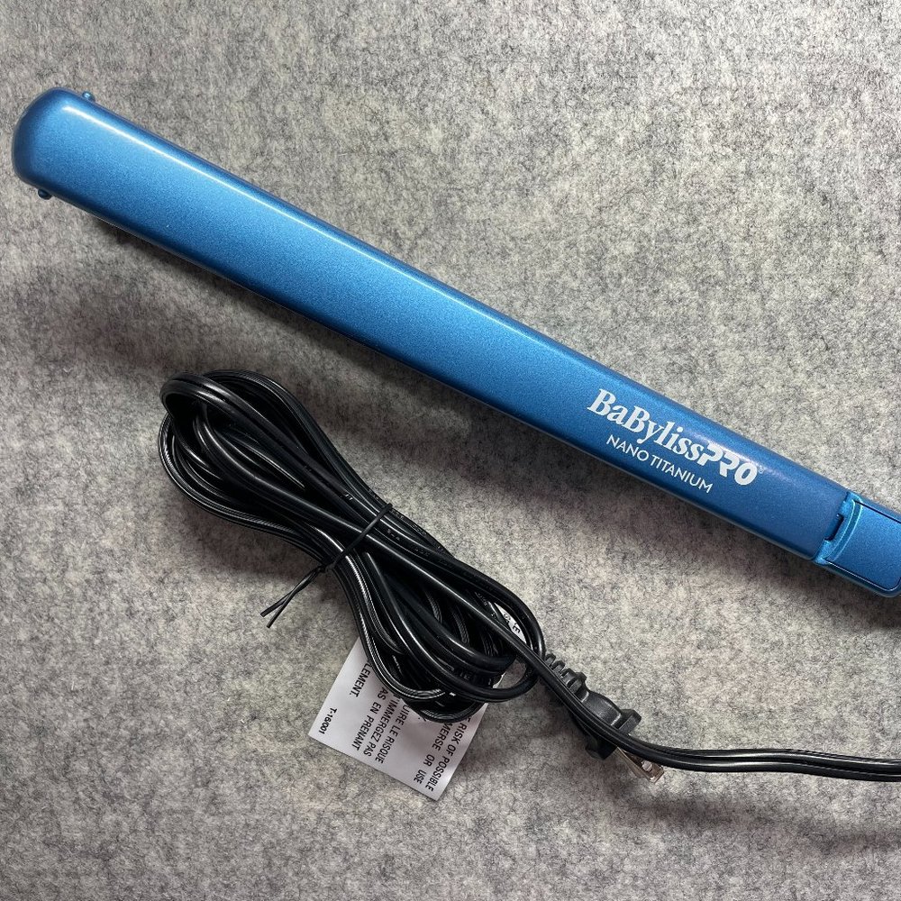 BaByliss PRO Nano Titanium 1" Flat Iron
